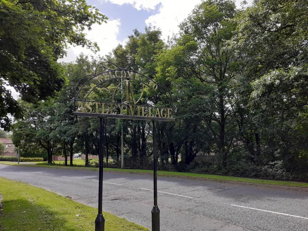 2020 in Photographs around the Village Main Photo